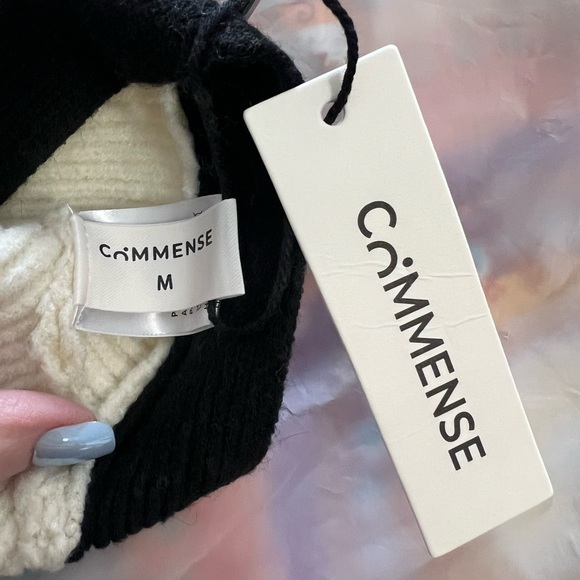 Color-Block Cutout Ribbed Sweater Set - Picture 7 of 7